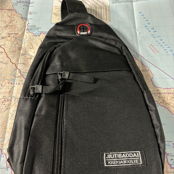 Crossbody Sling Bag Versatile Mini Chest Pack with Zip Closure for Outdoor - Picture 4 of 5